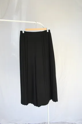 90s Black Pleated Culottes - S/M