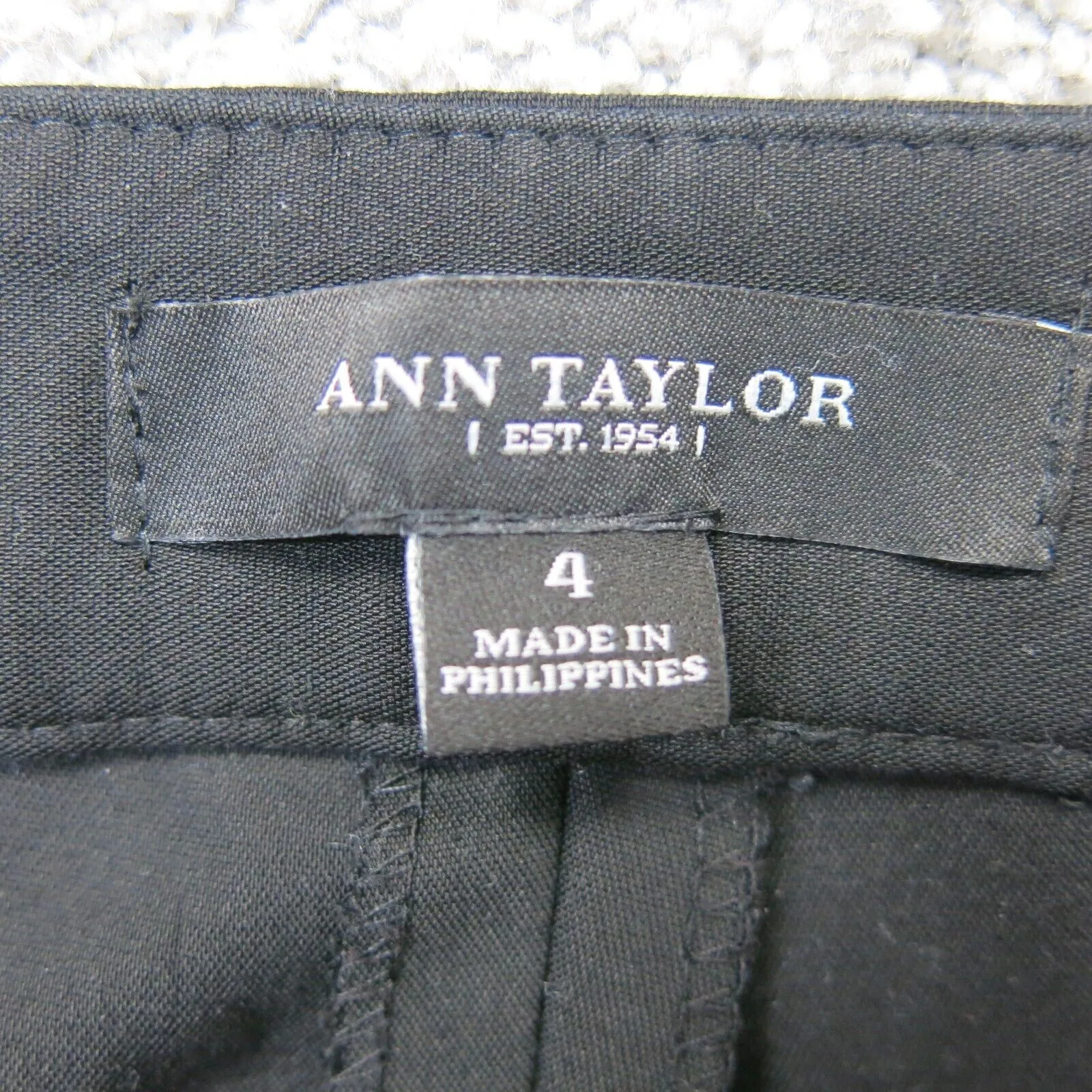 Ann Taylor Womens Flared Leg Pants Casual Mid Rise Slash Pockets Black Size 4