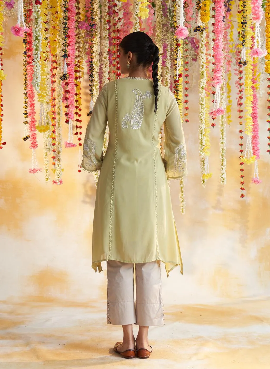 Apple Green Kurta With Delicate Embroidery