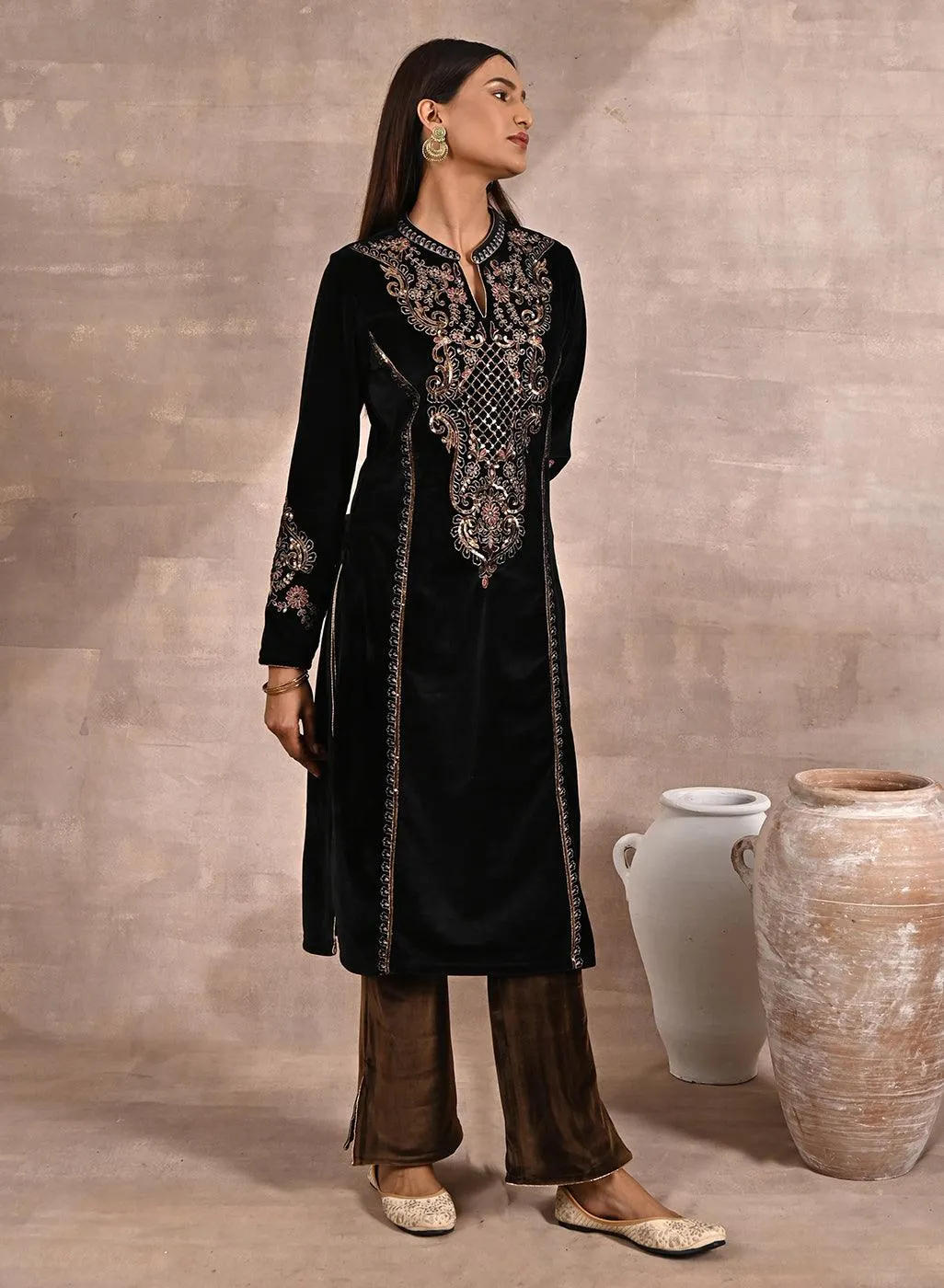 Black Velvet Kurta With Geometrical Sequins Work