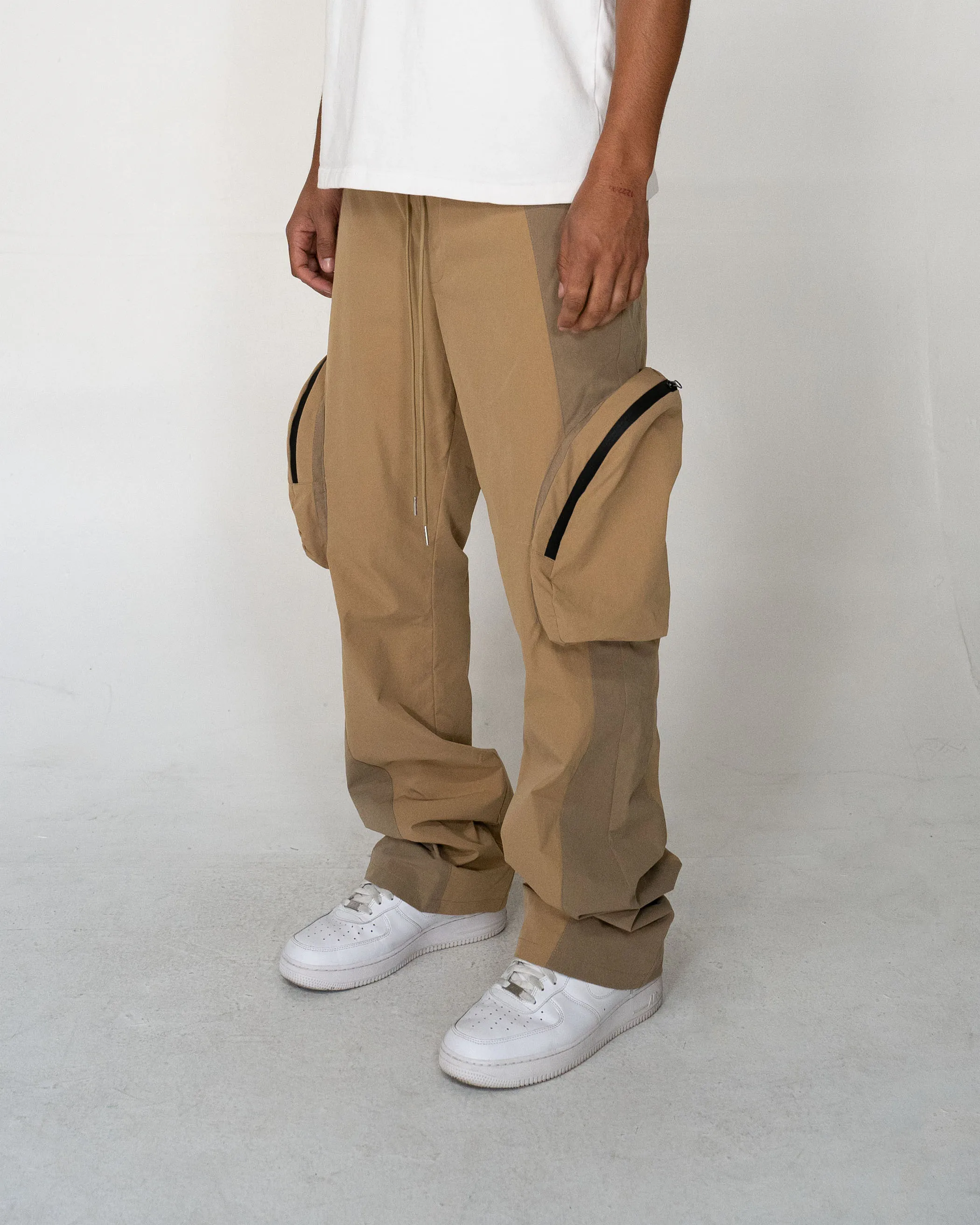 EPTM ORBIT FLARE PANTS - TAN