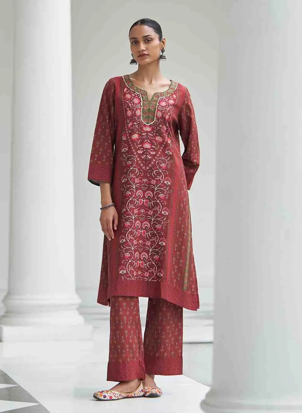 Fuchsia Kurta Set with Round neck and Contrast Front Placket