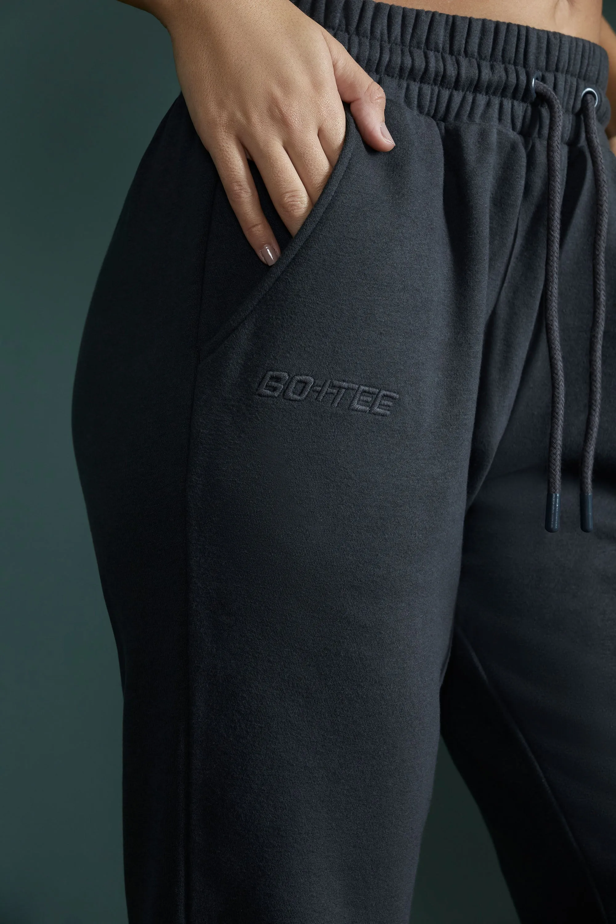 Jogger Bottoms in Black