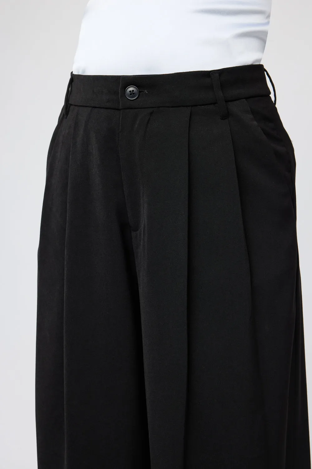 Noir Super Flared Korean Pants