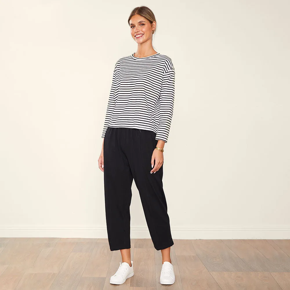 Sally Joggers (Black) & Betsy Top (black Stripes)-2 for €50