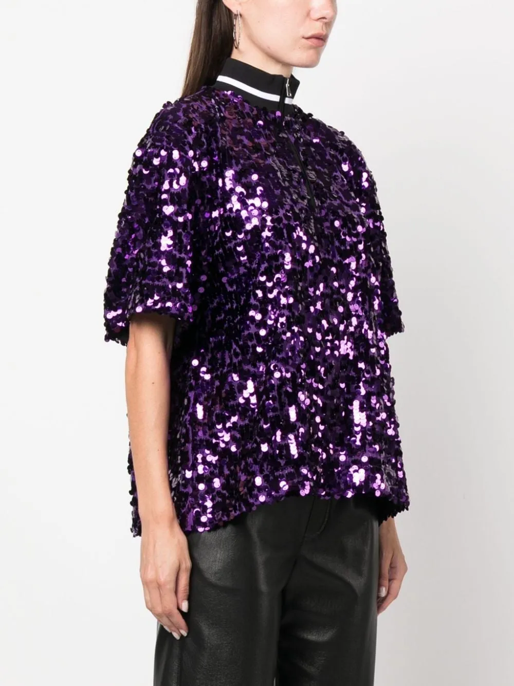 SEQUINED SHORT-SLEEVE T-SHIRT