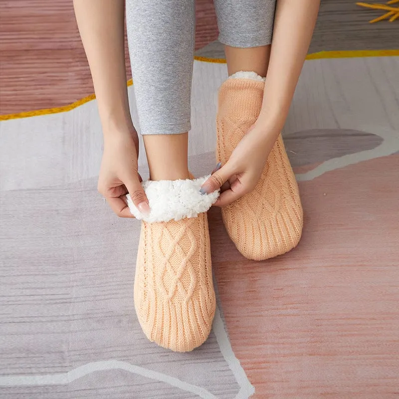 Thermal V-Neck Floor Socks