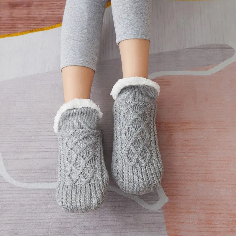 Thermal V-Neck Floor Socks